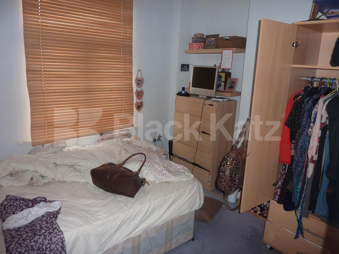 			New Instruction, 3 Bedroom, 1 bath, 1 reception Flat			 Salterton Road, Holloway